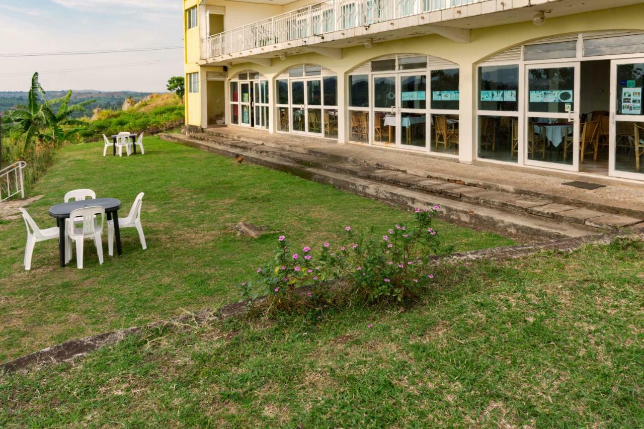 Sunrise Apartments Hotel Fort Portal Zewnętrze zdjęcie